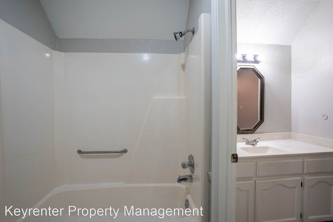 Foto del edificio - 3 br, 2 bath House - 6704 E 79th St