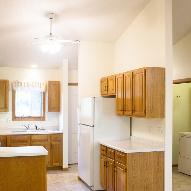 Kitchen with lots of cabinets for starage. - 328 Cayman St