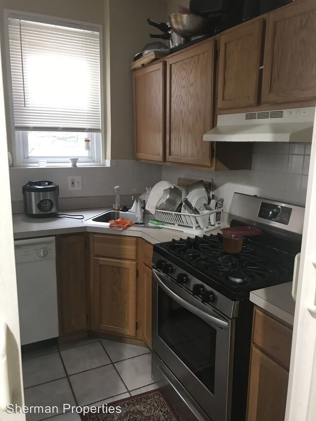 Foto del edificio - 3728-3737 Midvale Ave