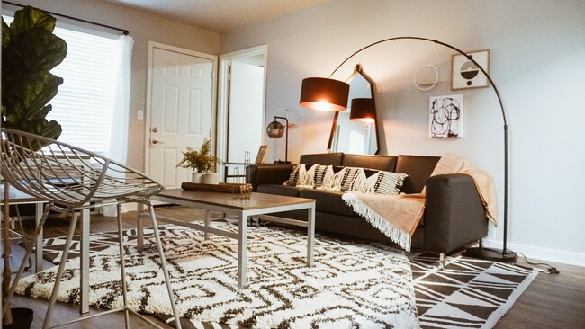 Foto del edificio - Pilots Pointe Apartments