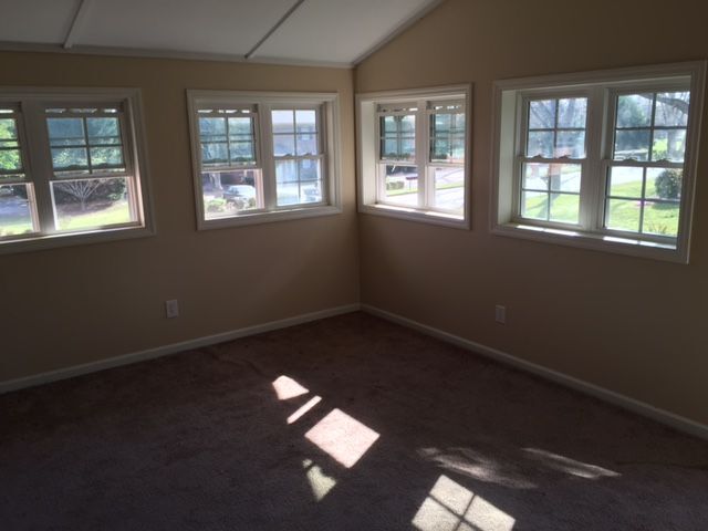 Building Photo - 116 Country Club Dr