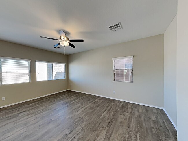 Building Photo - 4224 S 100th Dr
