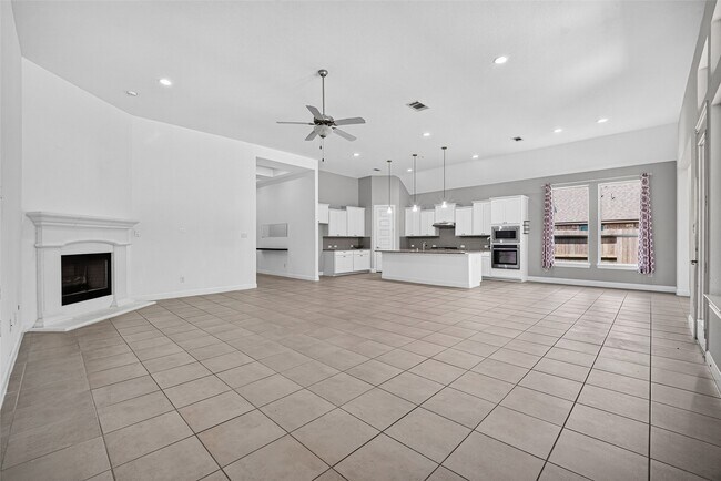 Foto del edificio - 13326 Lake Chesdin Rd