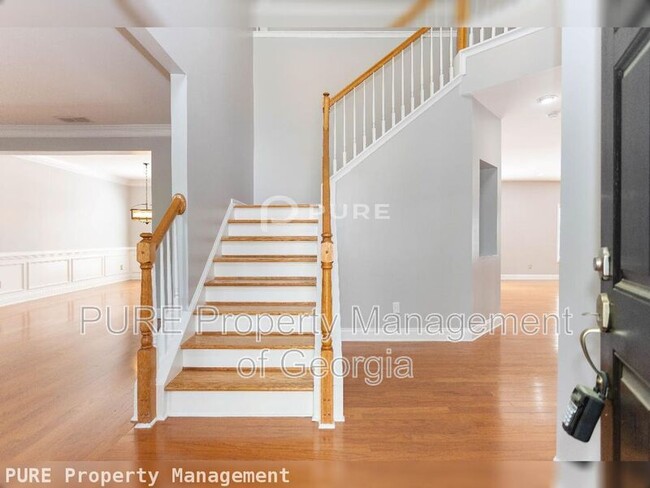 Building Photo - 2212 Caneridge Ct
