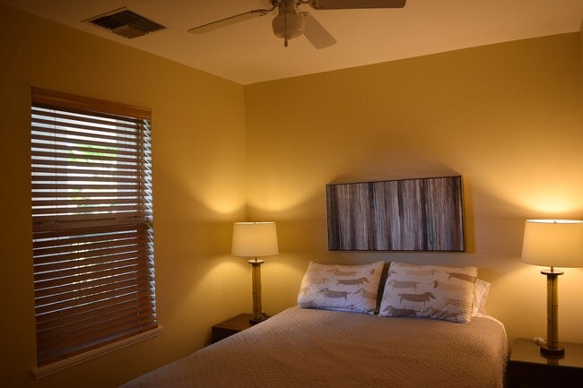 Foto del edificio - Hale Kanani  - 3bd. 2ba. Furnished Oceanfront Unit Available 4.1.2026 for 10 month lease.