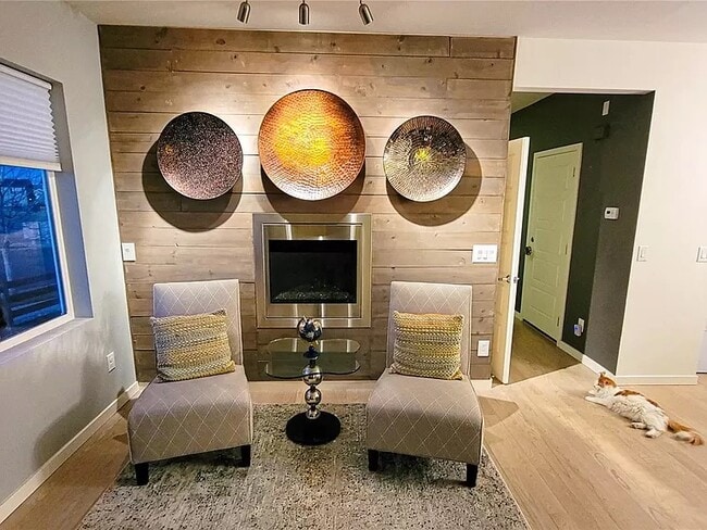 Foto del edificio - 10837 Truckee Cir