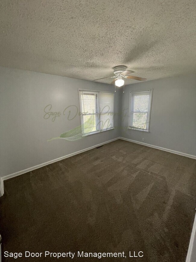 Building Photo - 2 br, 1 bath House - 9357 E 67th Terrace