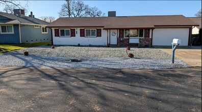 Building Photo - 19821 Cottonwood Dr