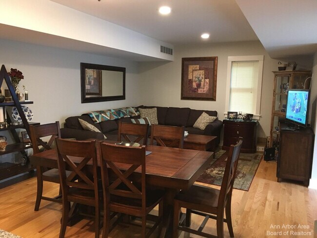 Foto del edificio - 438 3rd St