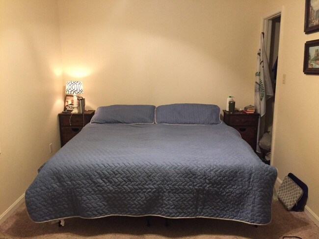 Foto del edificio - 103 E Park Pl