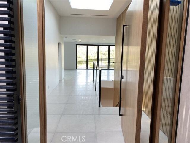 Foto del edificio - 5710 Hill Oak Dr