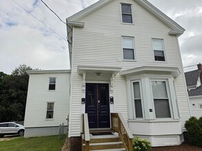Building Photo - 28 6th St