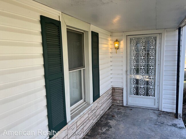 Building Photo - 3 br, 1 bath House - 924 Barker Street