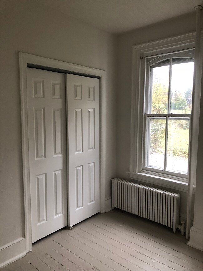 Foto del edificio - 37 Prizer Rd