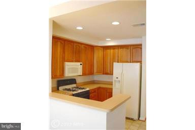 Building Photo - 4565 Whittemore Pl