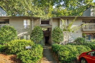 Building Photo - 1306 McClelen Way