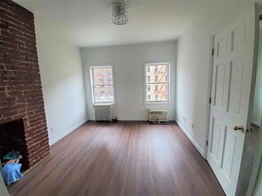 Building Photo - 440 3rd Ave
