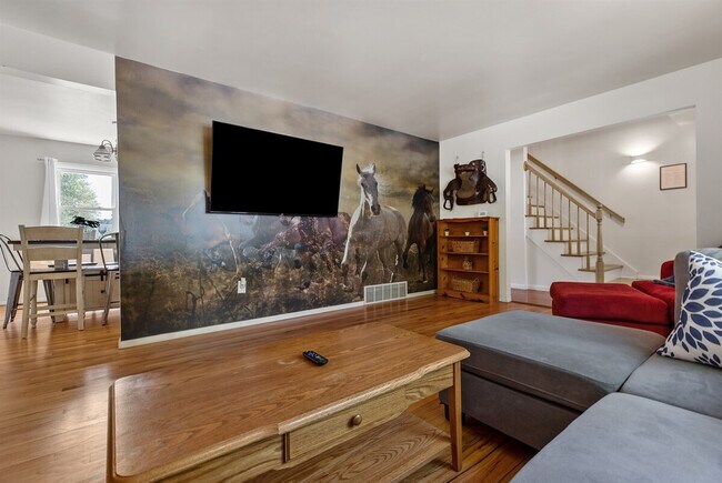 Foto del edificio - 10 James Dr