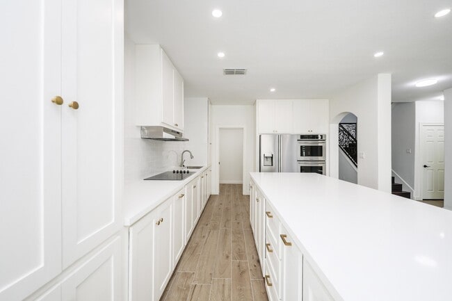 Building Photo - 115 Coahuila Loop