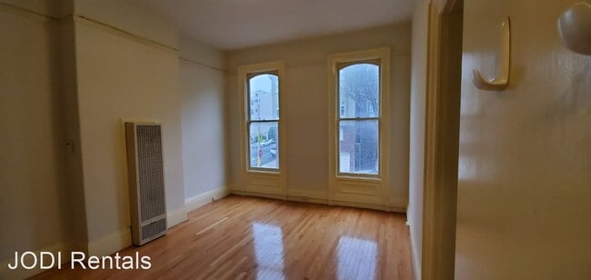 Building Photo - Studio, 1 bath House - 2396 Webster St #2