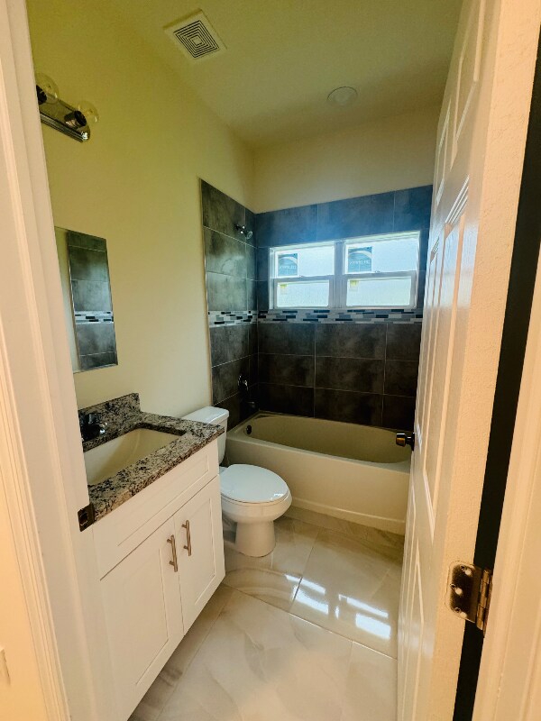 Foto del edificio - 815 Wells Ave