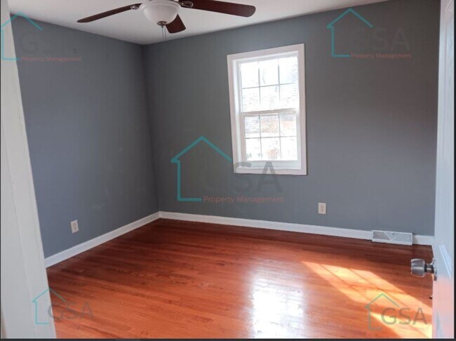 Building Photo - 106 Keowee Ave