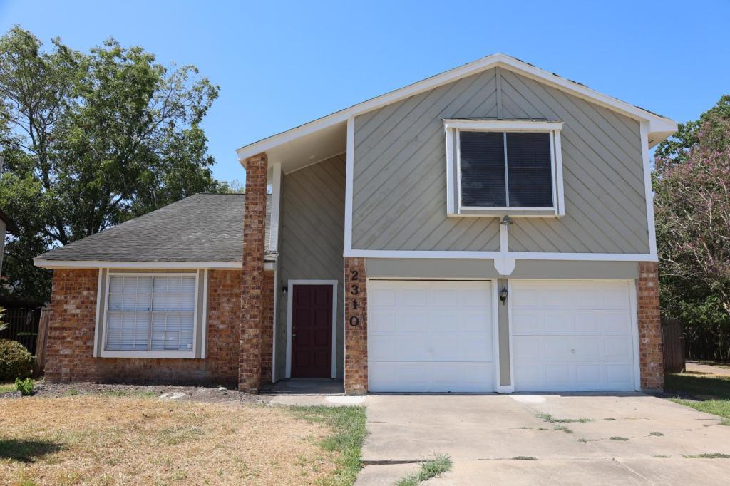 Primary Photo - 2310 Doverglen Dr