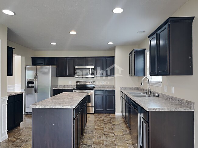 Building Photo - 1606 Lavender Ln