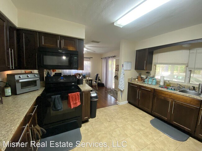 Foto del edificio - 3 br, 2 bath House - 1920 SW Williston Road