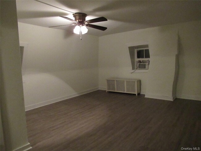 Building Photo - 26 Oakland Ave