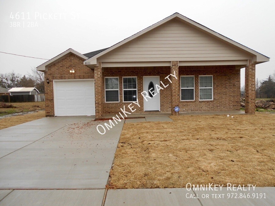 4611 Pickett St, Greenville, TX 75401 House Rental in Greenville, TX