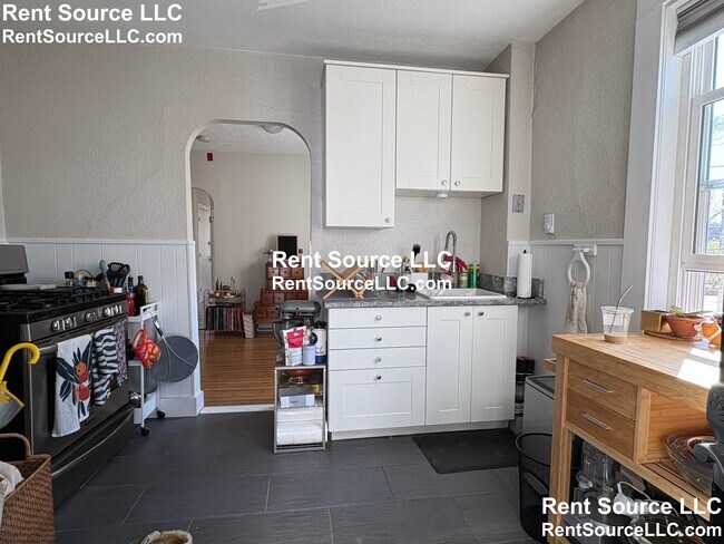 Foto del edificio - 565 Somerville Ave