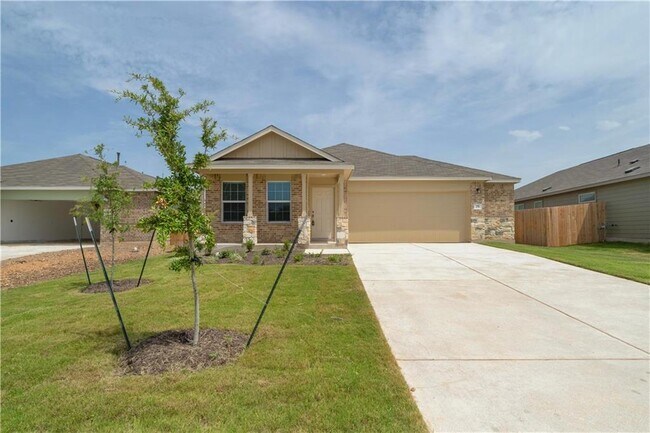 Building Photo - 175 Silver Springs Bend