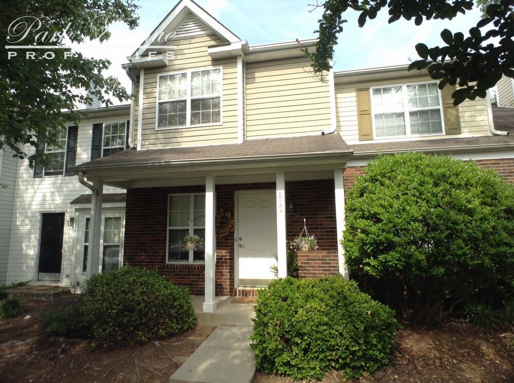 Primary Photo - 622 Emerald Cove Dr--Pending Lease