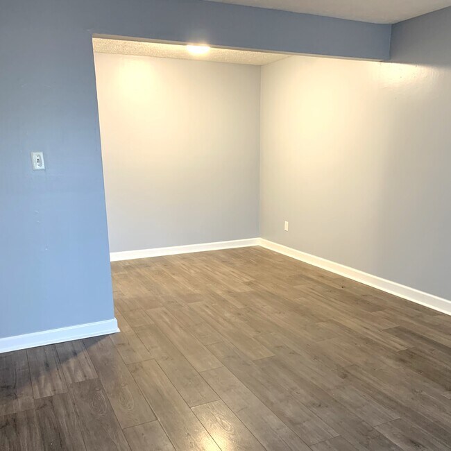 Foto del edificio - 615 Carter Ln
