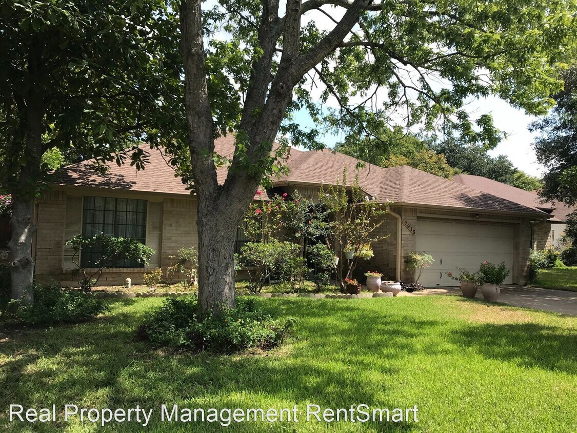 Foto principal - 4 br, 2 bath House - 7913 Cahill Drive