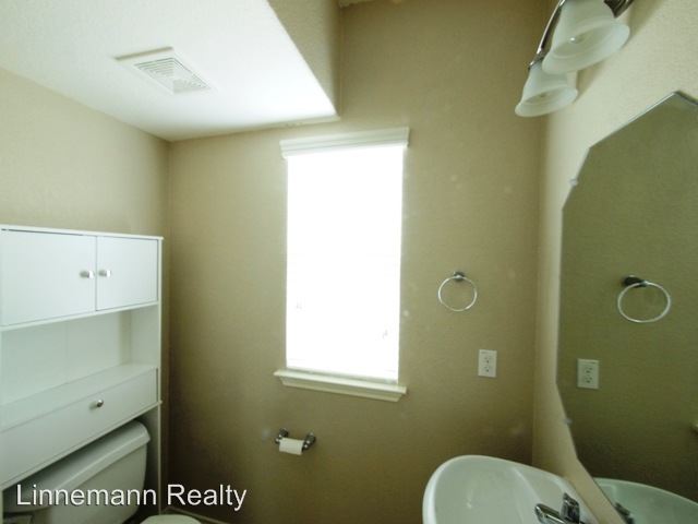 Building Photo - 6310 Blayney Dr