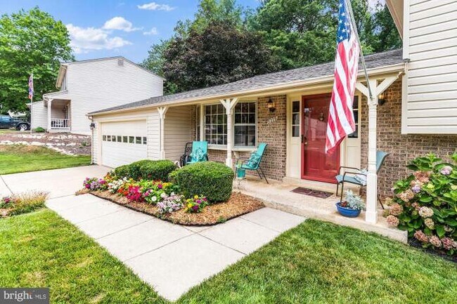 Foto del edificio - 3229 Manitoba Dr