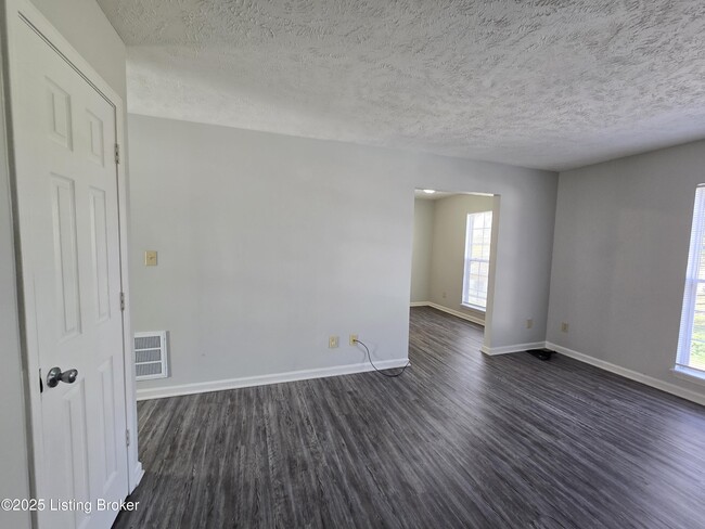 Building Photo - 1704 Stallings Ave