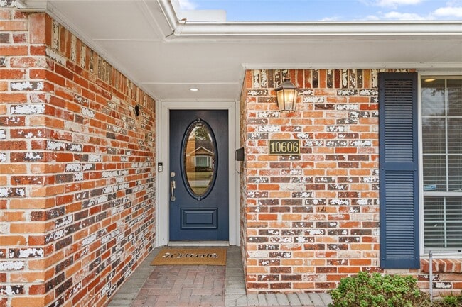 Building Photo - 10606 Ella Lee Ln