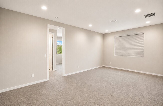 Foto del edificio - 21025 N 61st St