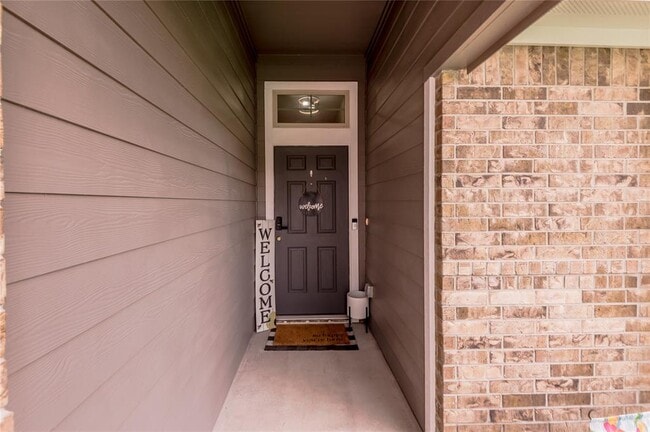 Building Photo - 124 Worley Way