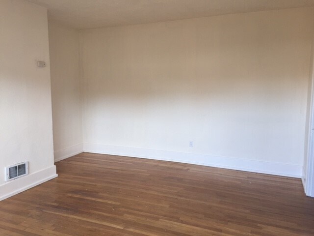 Foto principal - 609 Thomas St