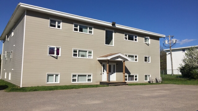 Photo du bâtiment - 8 Scott AvenueUnit 8