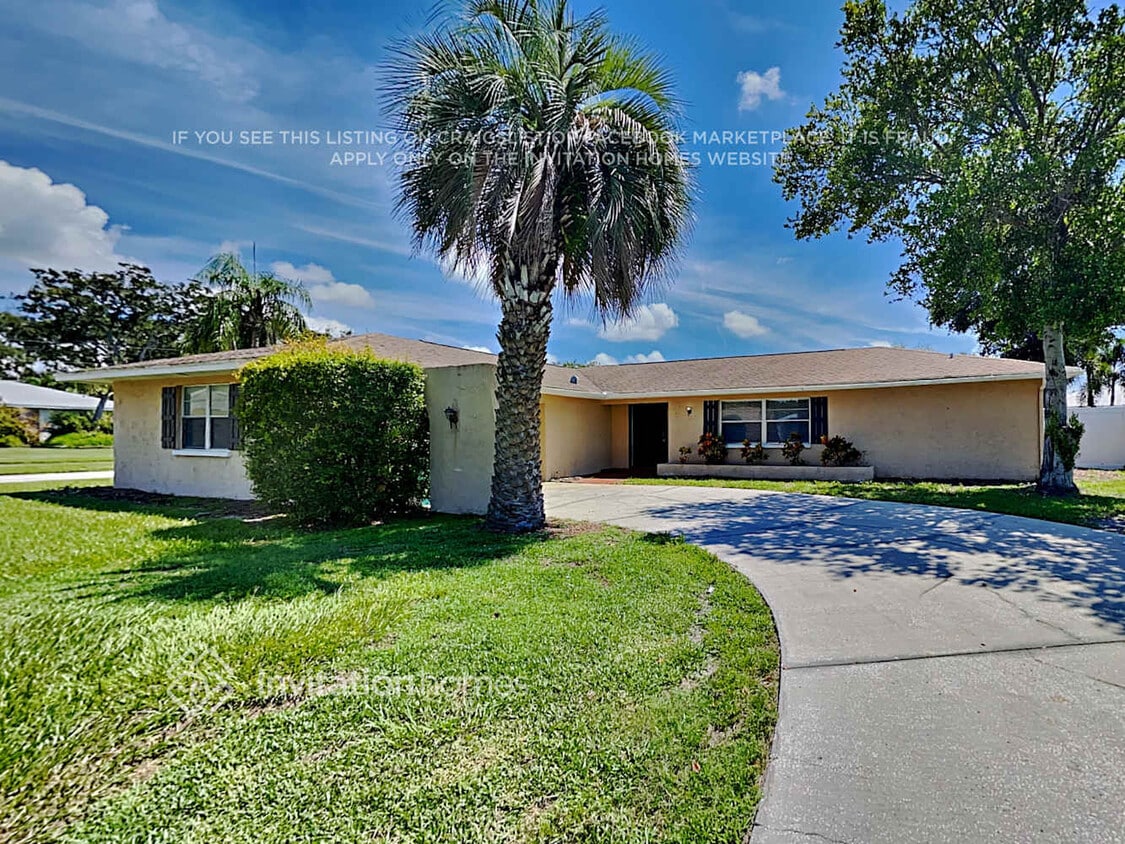 Foto principal - 13460 103rd Ave
