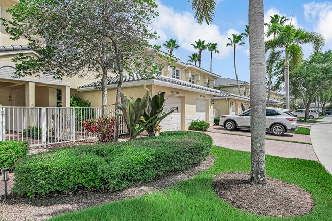 Foto del edificio - 9777 Bowline Dr