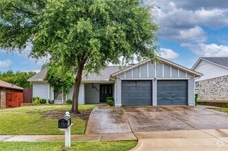 Building Photo - 6441 Westridge Dr