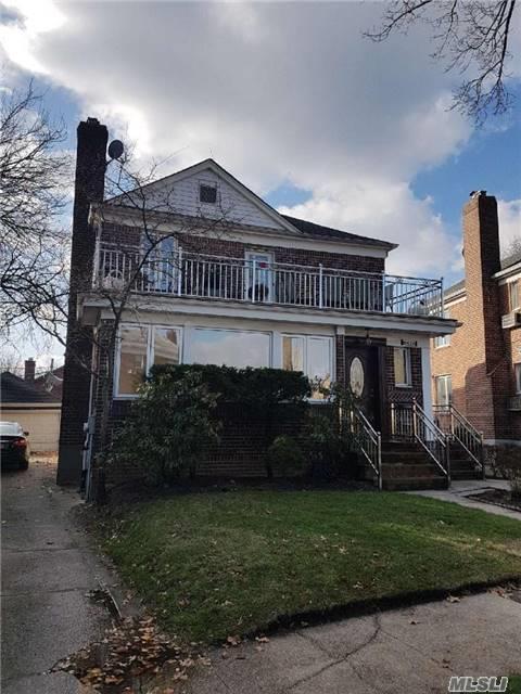 Primary Photo - 64-16 Asquith Crescent