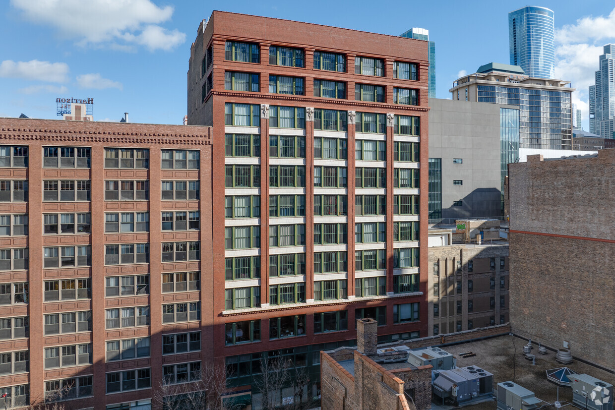 633 S Plymouth Ct - Pope Building