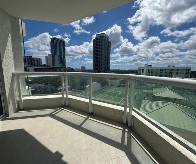 Foto del edificio - 401 SW 4th Ave